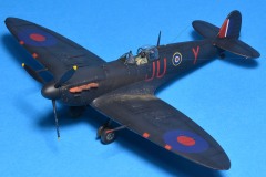 Spitfire_MkVb_Prihoda_05