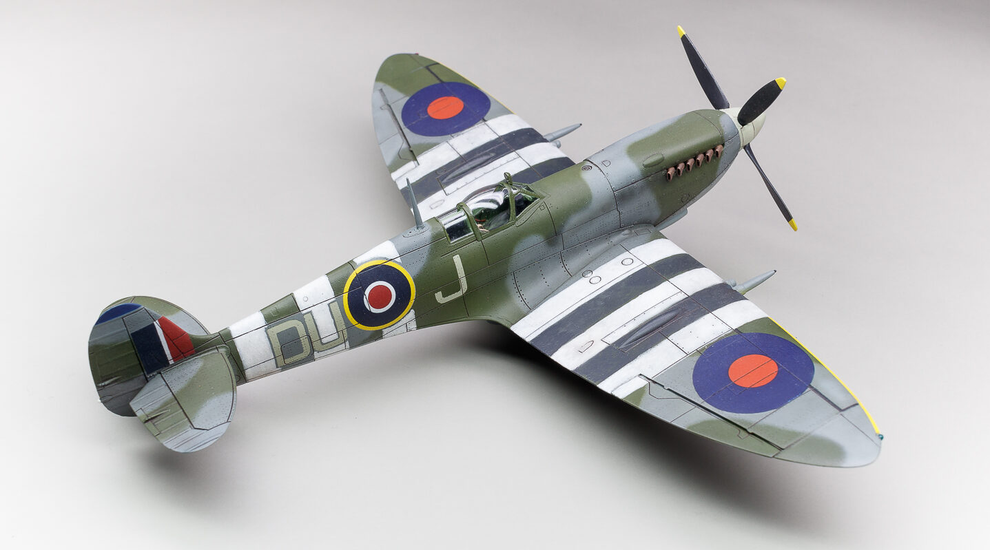 Supermarine Spitfire LF Mk.IXe 1/72 Eduard - 72insight.com